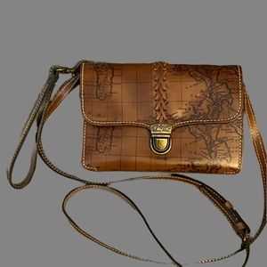 Patricia Nash Bianco Crossbody